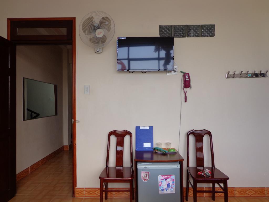Phuong Tung Hotel Da Lat Zewnętrze zdjęcie