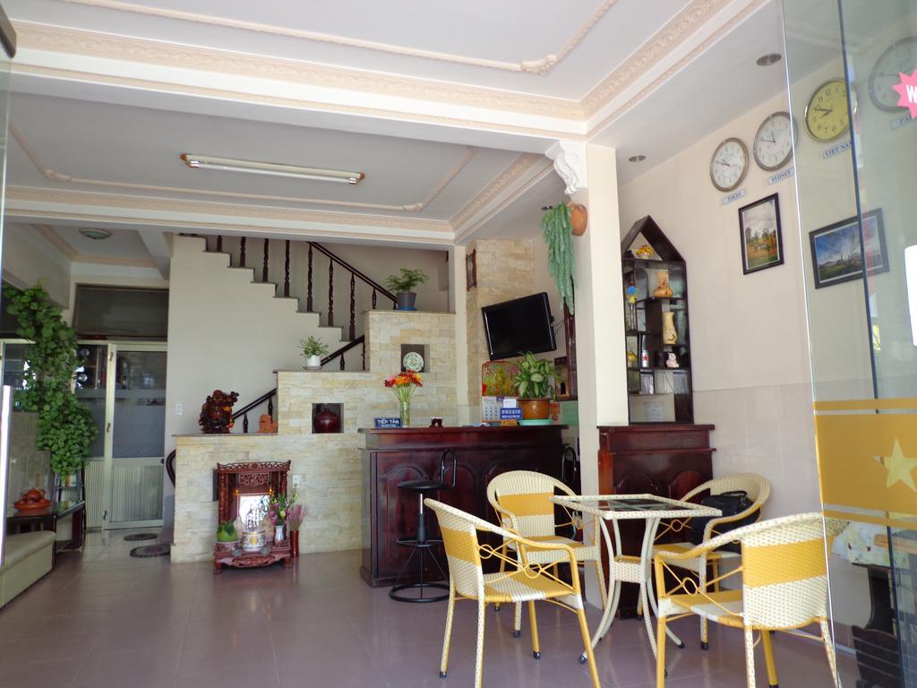 Phuong Tung Hotel Da Lat Zewnętrze zdjęcie