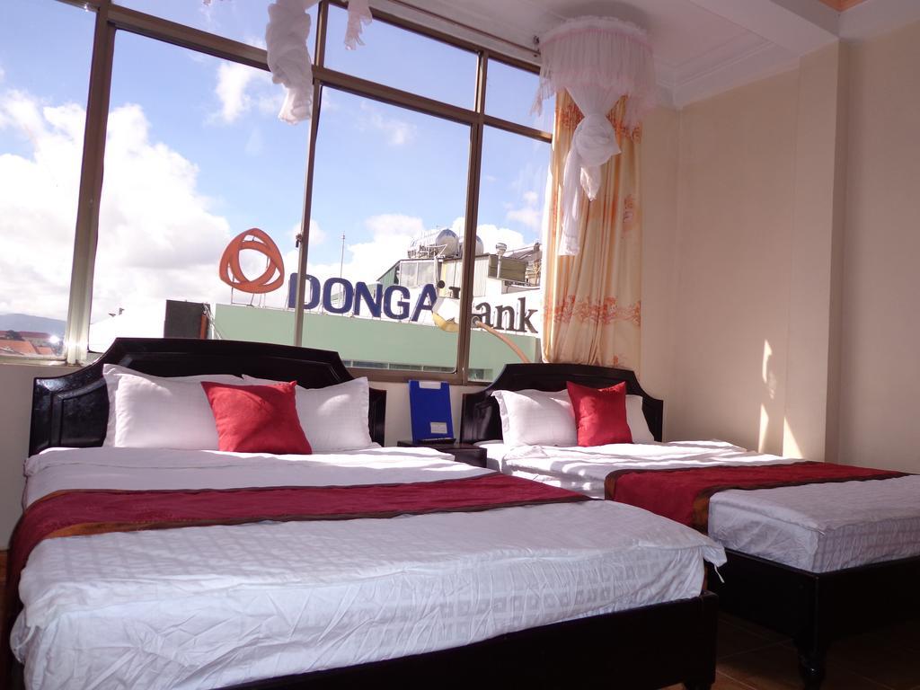 Phuong Tung Hotel Da Lat Zewnętrze zdjęcie
