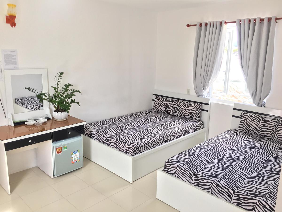 Phuong Tung Hotel Da Lat Zewnętrze zdjęcie